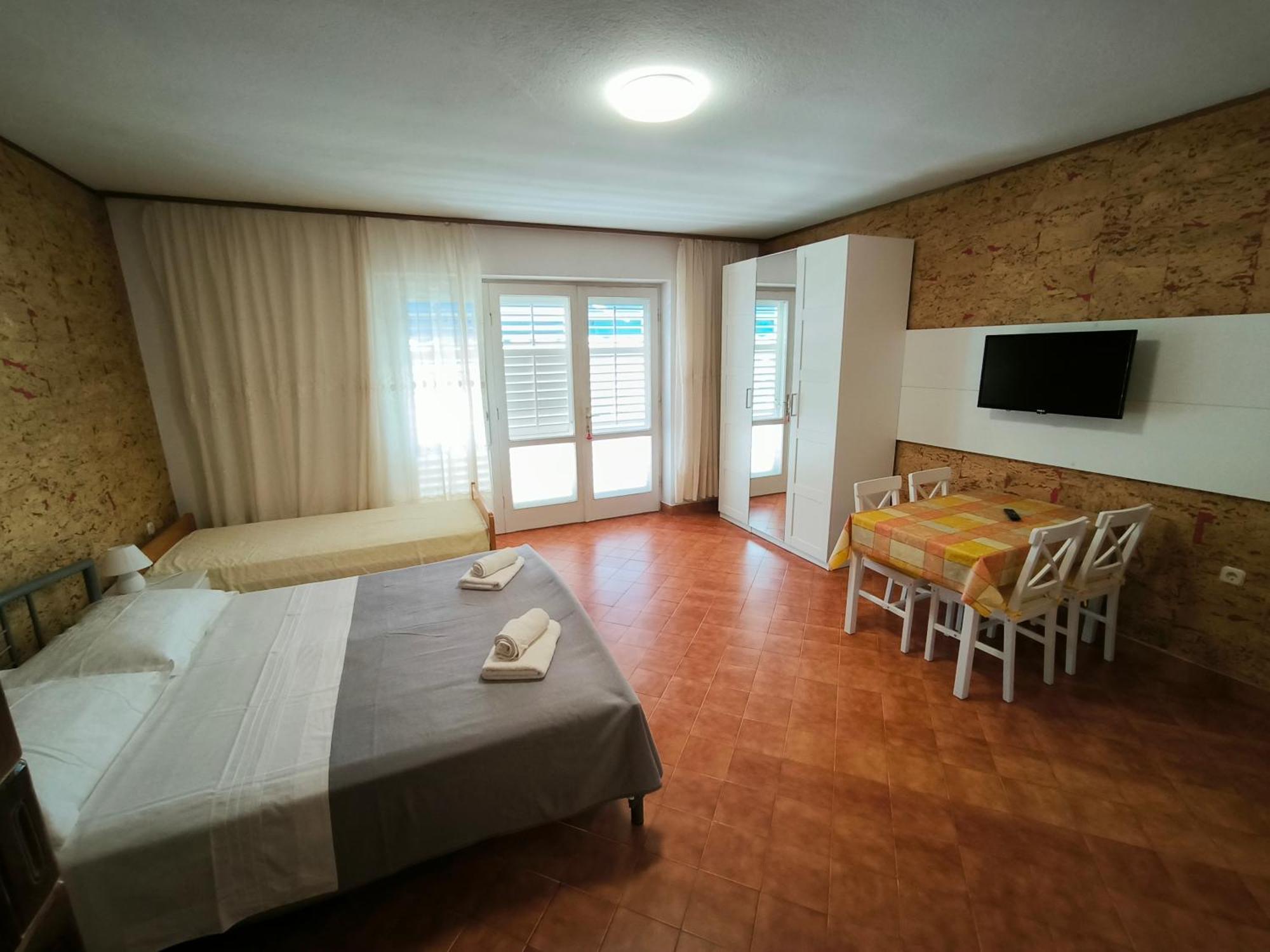 Apartments Marina Makarska Bagian luar foto