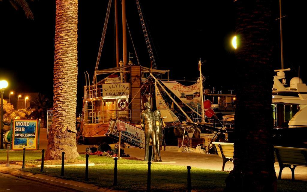 Apartments Marina Makarska Bagian luar foto