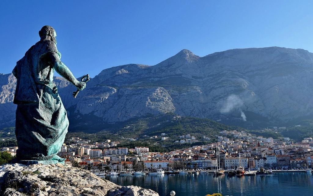 Apartments Marina Makarska Bagian luar foto